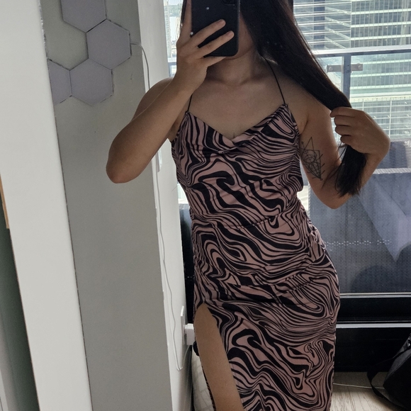 Zaful Asymmetrical dress (NWT) - Picture 3 of 3